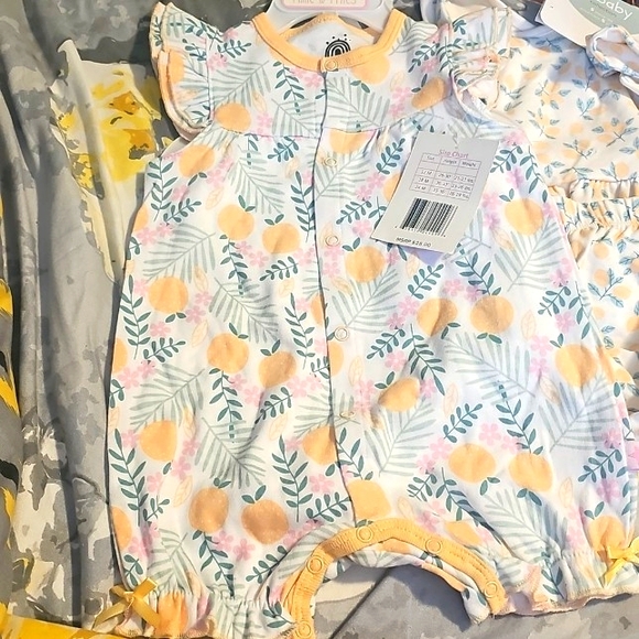 New Millie Myles Baby Jumper, 17 Pairs of Socks, Multi-Color, 18 Mths, Snap Clos - Picture 6 of 12